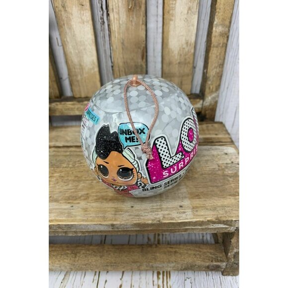 LOL Surprise BLING  Series Doll Glitter MGA USA Splash or Sugar Queen Toy Gift - Picture 8 of 13